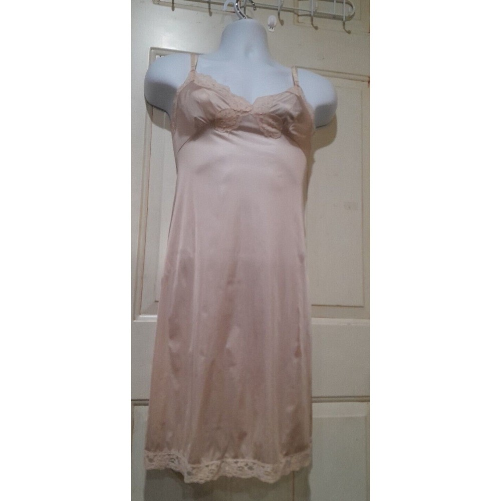 Vintage Vaserette Quintessence Slip, Antron, Beige, Lace Trim Sz 32F, USA